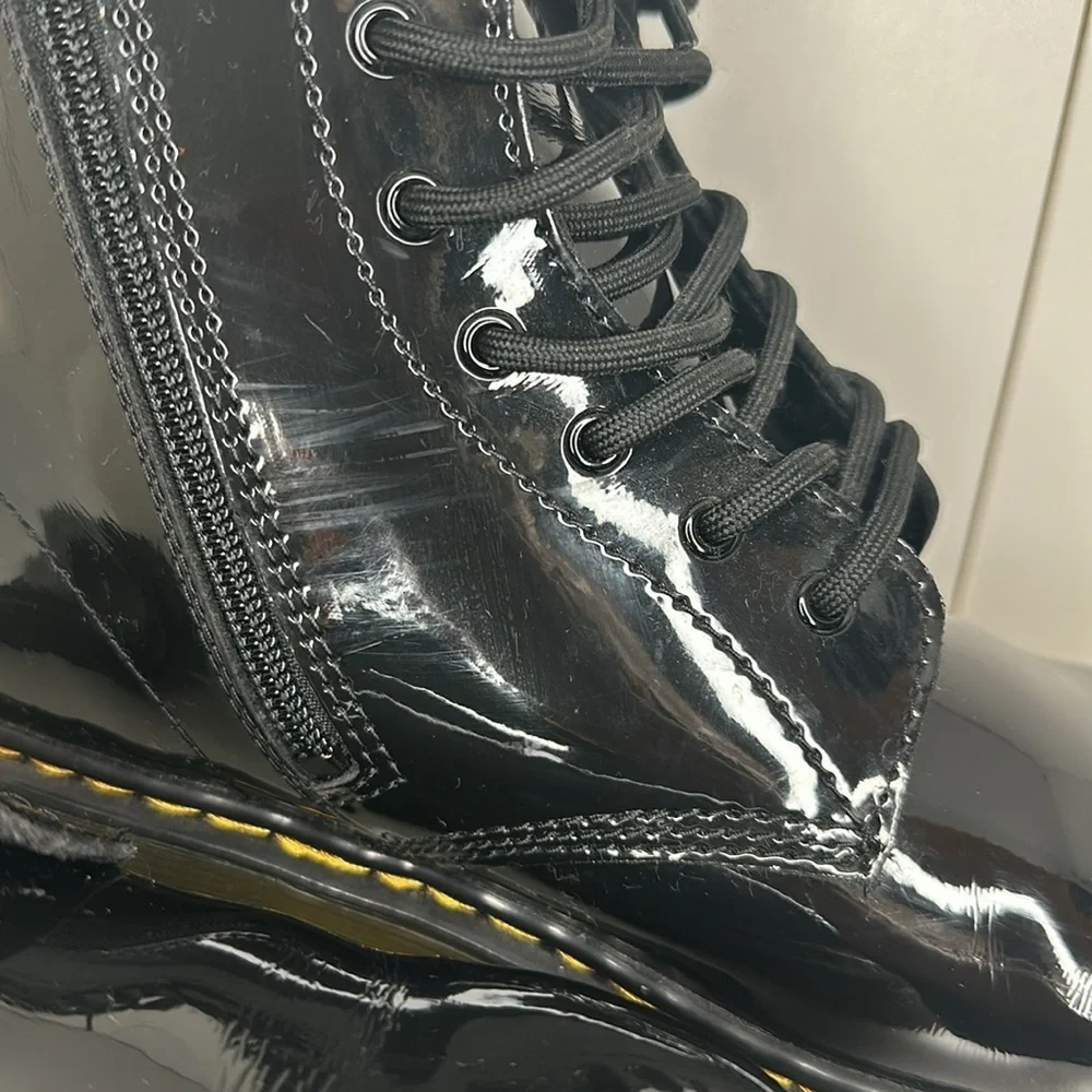 Dr Martens YOUTH 1460 PATENT LEATHER LACE UP BOOTS
